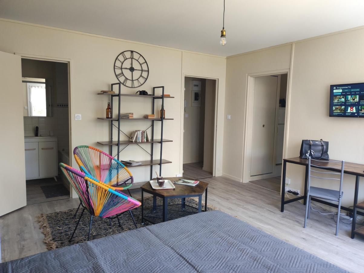 Studio - Meuble Tourisme, Trois Etoiles - 34 M2 Refait A Neuf- Residence Mâcon Zewnętrze zdjęcie