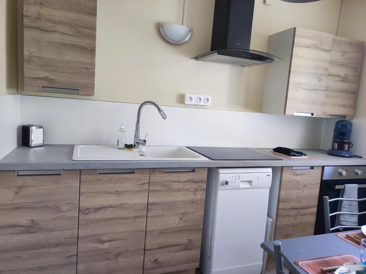 Studio - Meuble Tourisme, Trois Etoiles - 34 M2 Refait A Neuf- Residence Mâcon Zewnętrze zdjęcie